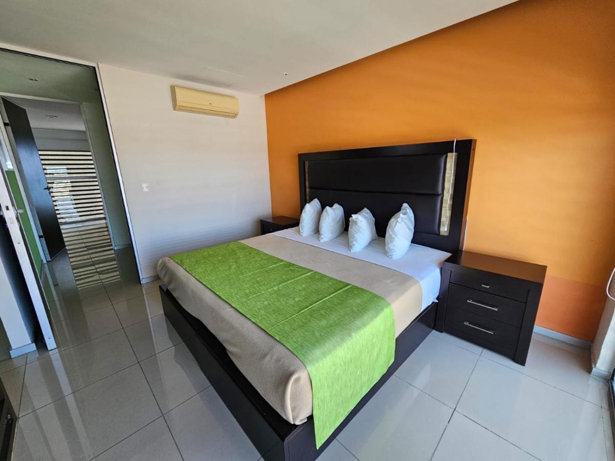 קואצקואלקוס Hotel Torres Eugenia מראה חיצוני תמונה